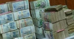 Photo of بنزرت..رئيسة فرع بنكي تختلس مبلغ يفوق مليار دينار، من حسابات الحرفاء و تختفي